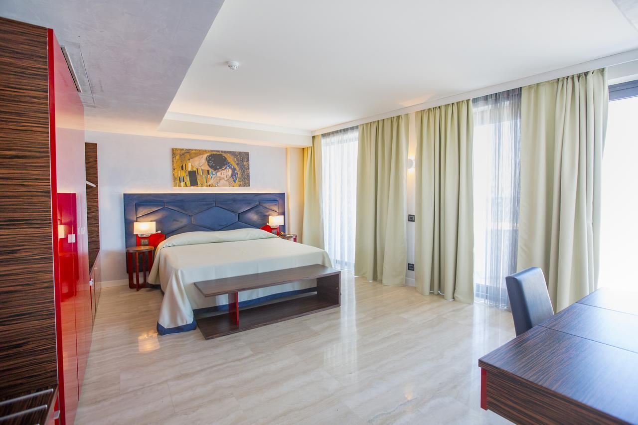 Victoria Palace Cefalù Eksteriør billede